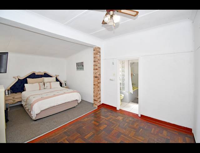 4 BEDROOM HOUSE FOR SALE IN CROSBY